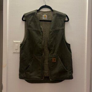 Green Carhartt Relaxed Fit Sherpa-Lined Vest. No Label, but i think Med.